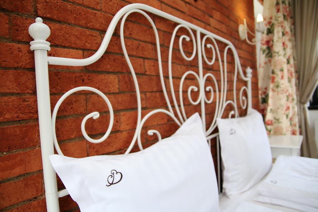 Conacul Bratescu Hotel Bran  Exterior foto