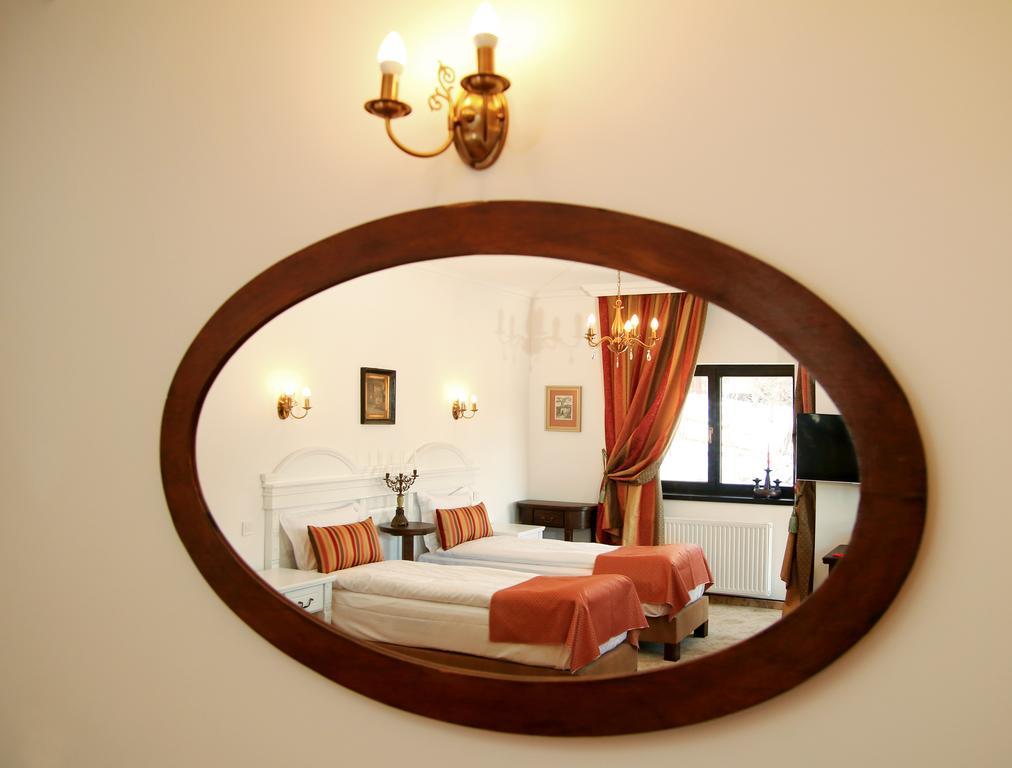 Conacul Bratescu Hotel Bran  Quarto foto
