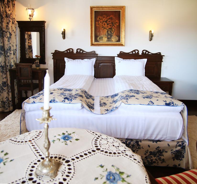 Conacul Bratescu Hotel Bran  Quarto foto